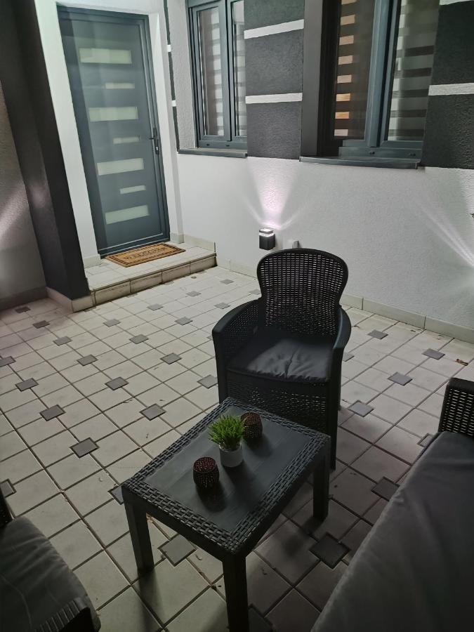 Rubikon Free Parking Apartmani Dusanovac Exterior foto